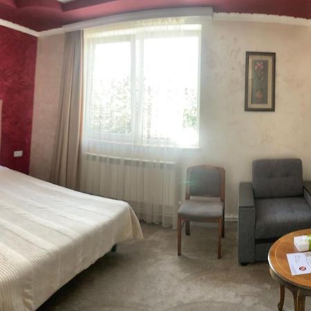 Hotel Maruna Szevan Kültér fotó