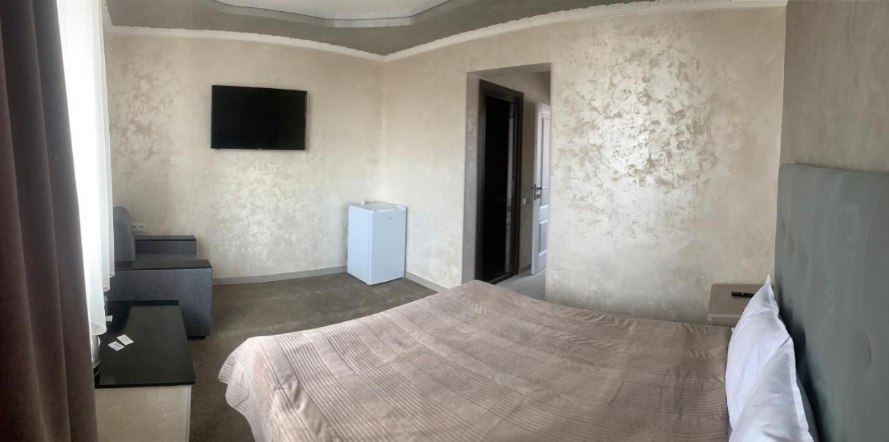 Hotel Maruna Szevan Kültér fotó
