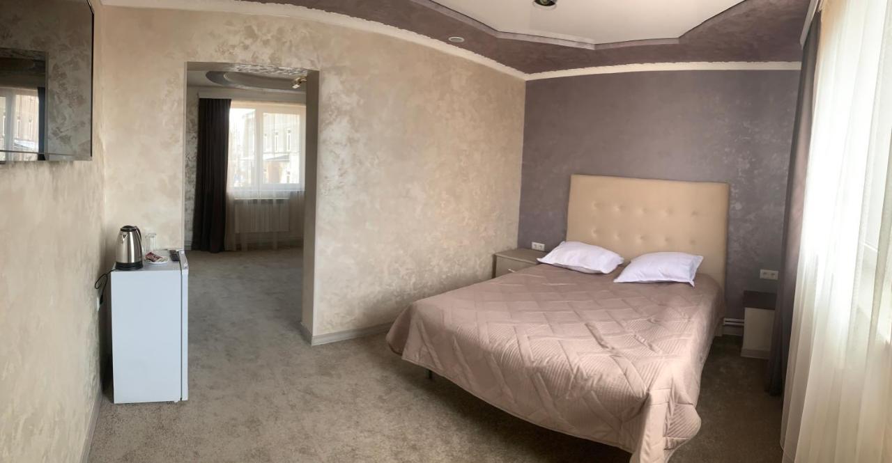 Hotel Maruna Szevan Kültér fotó