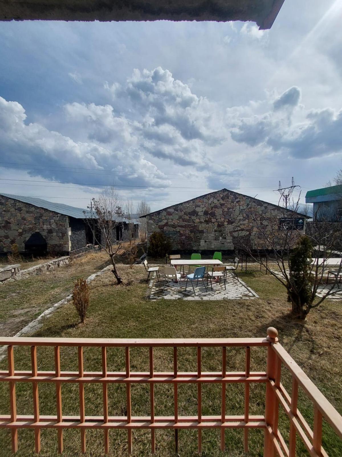 Hotel Maruna Szevan Kültér fotó