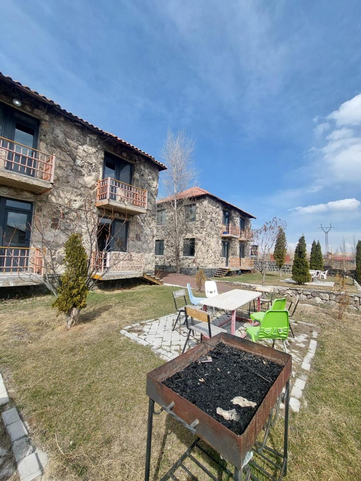 Hotel Maruna Szevan Kültér fotó